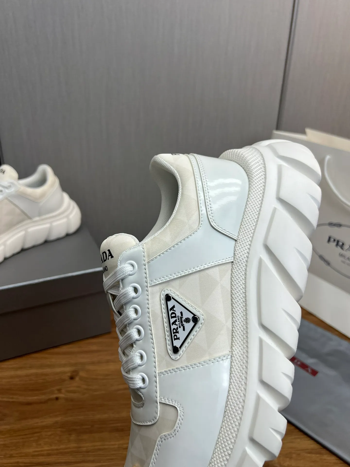 Men's shoes 💰560💰 [PRADA] Men's shoes are popular in the counter, official website is synchronized, 1 high-quality shipment ✔️Original cowhide + cowhide lining, 1🆚1 replica, original sole, 38-45 (45 customized, non-refundable)